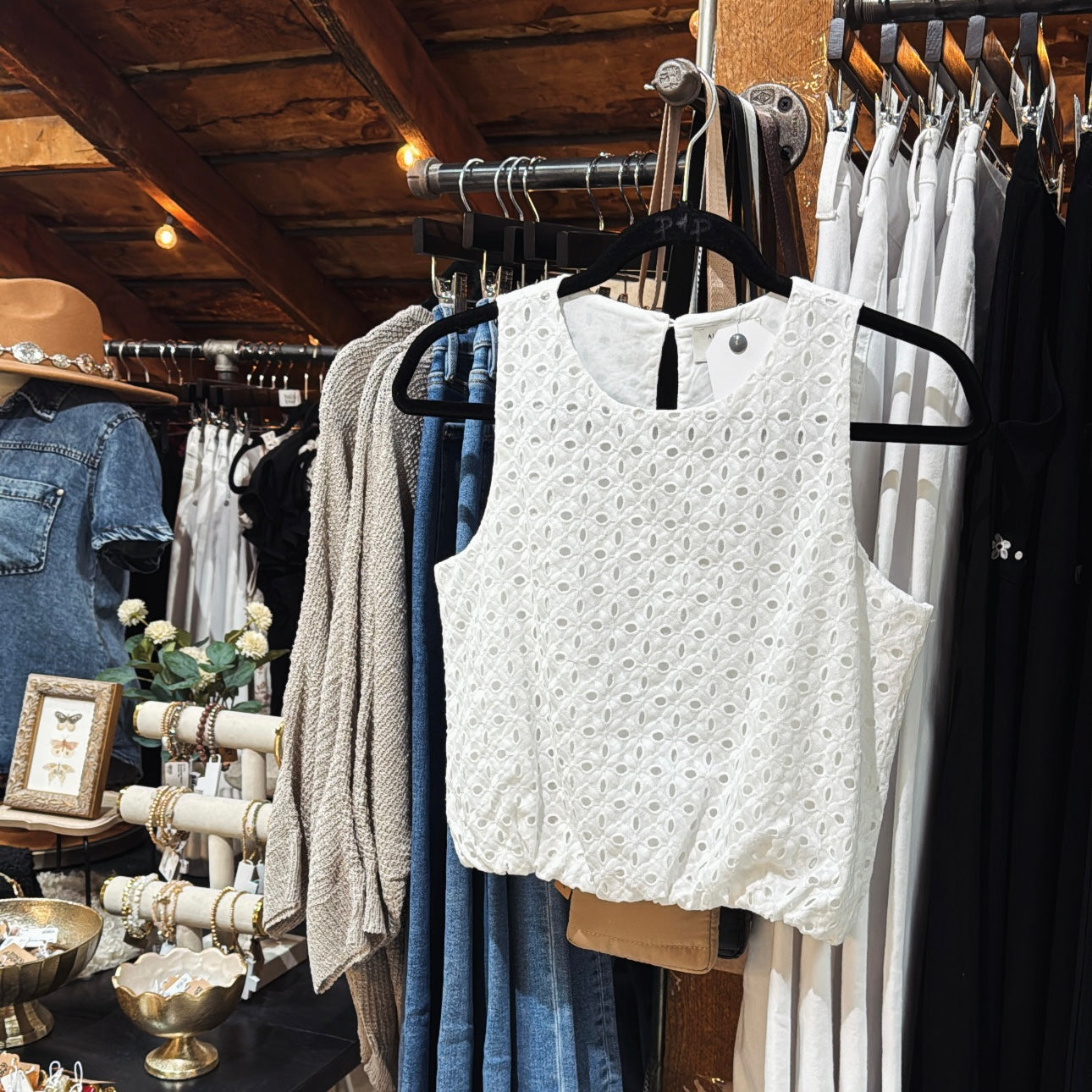 Eyelet BubbleHem Tank