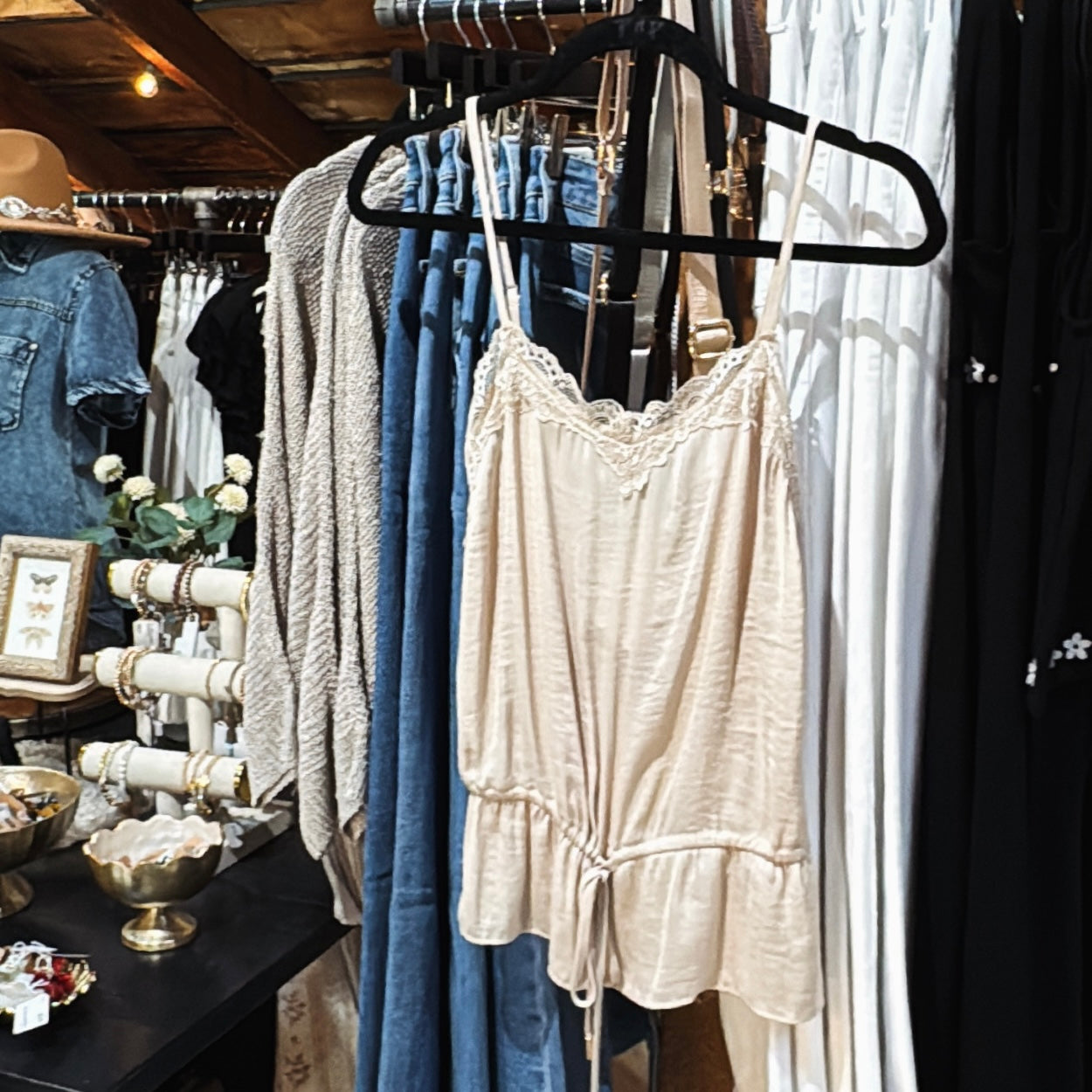 Lace Cami w/Tie