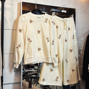 Floral Embroidered Sweatshirt