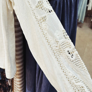 Embroidered Lace Slv Blouse