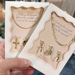 Charm Necklace Set