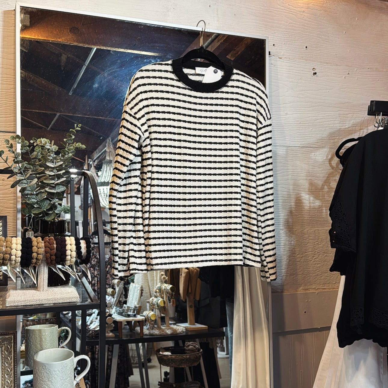 Contrast Crew LS Top