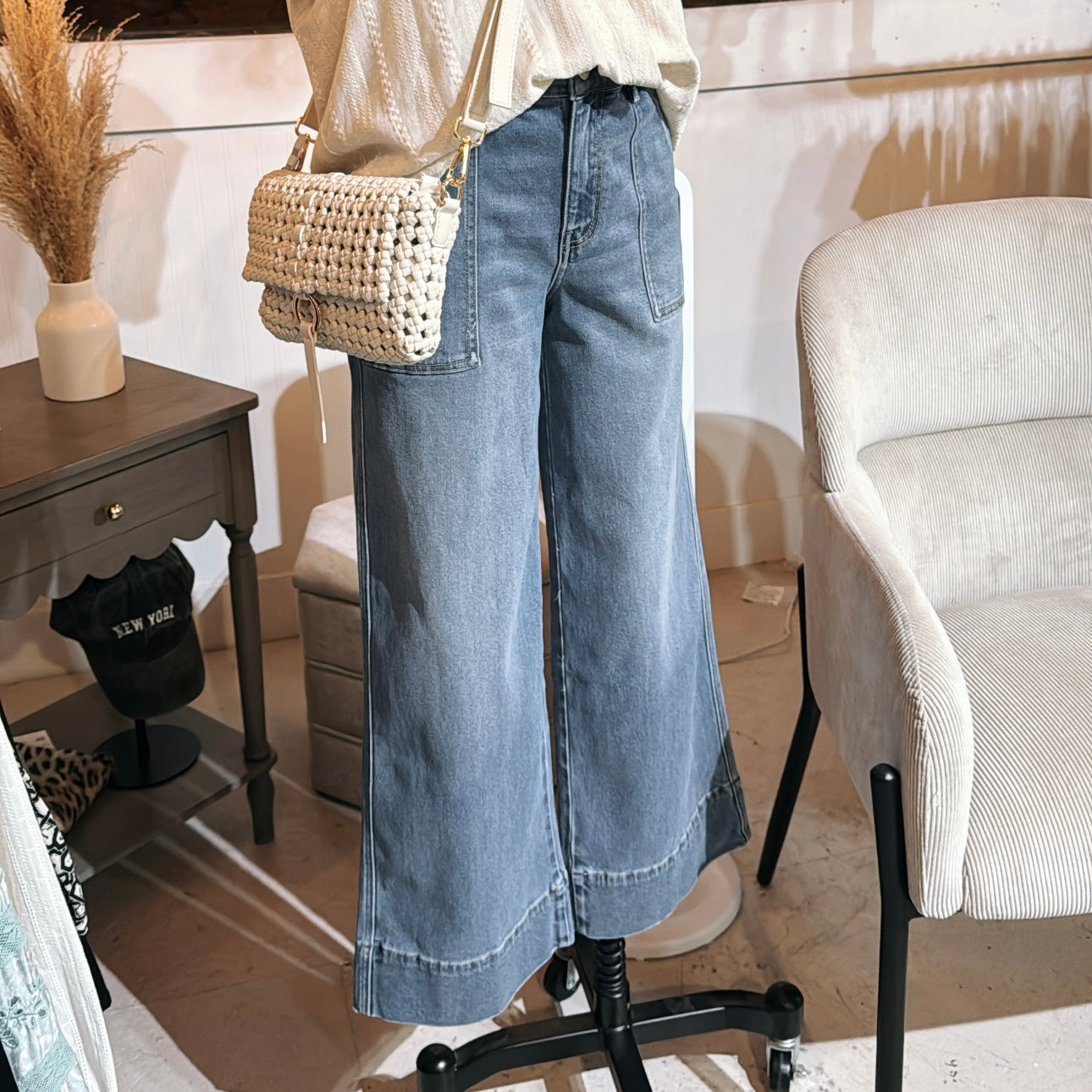 HR Wideleg Crop Jeans