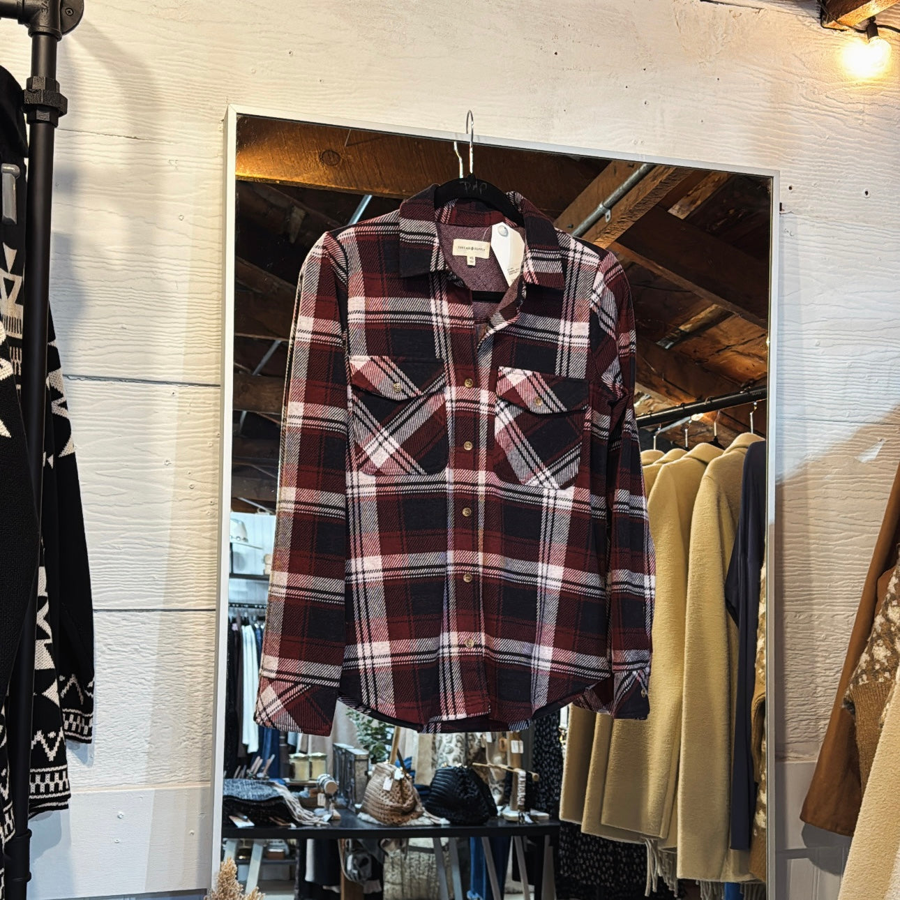 Cassian Shirt - Ruby/Navy