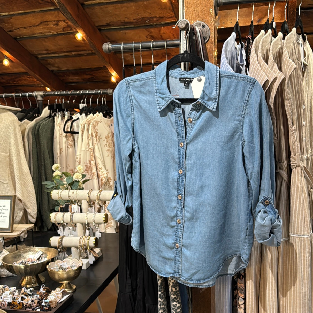 TabSleeve Chambray Buttonup