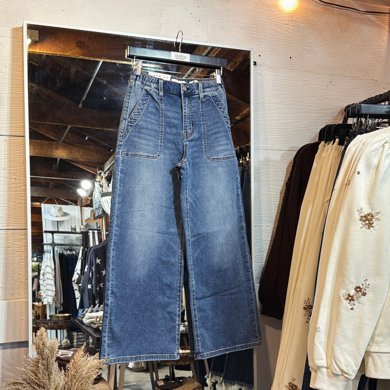 ElasticWaist Wideleg Jeans