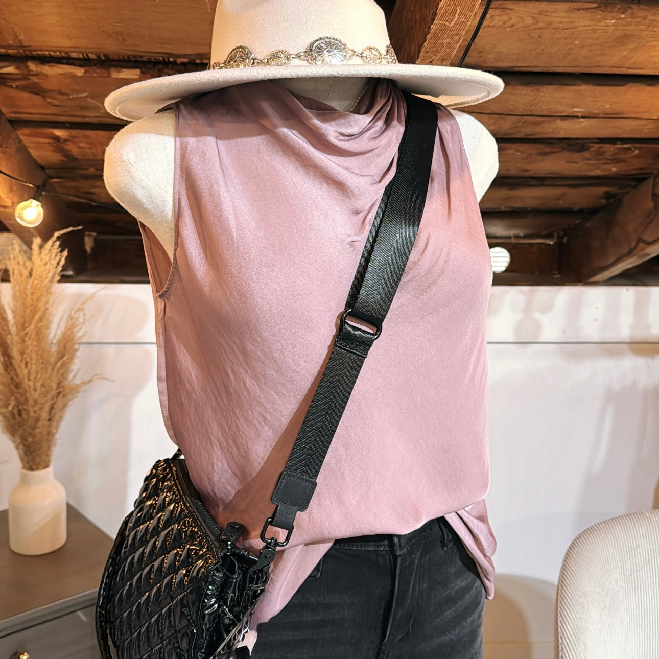 Cowl&Button Tank
