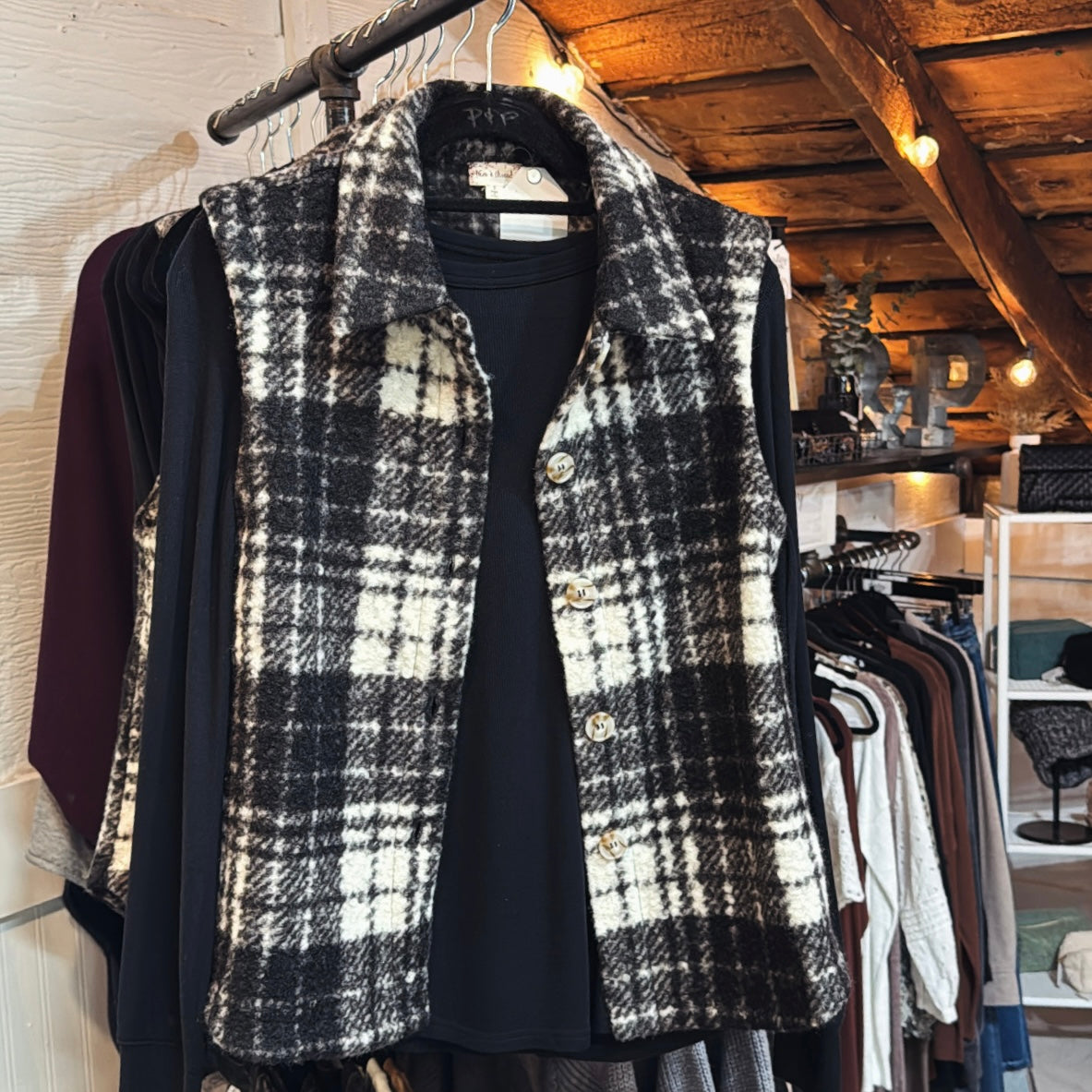 Boucle Plaid Vest