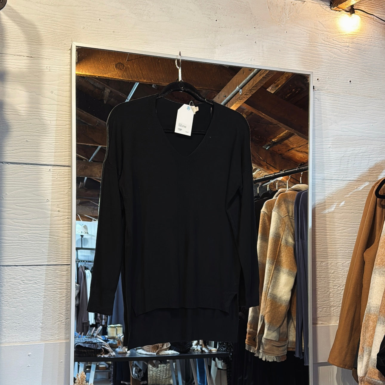 Dreamy RibDetail Vneck