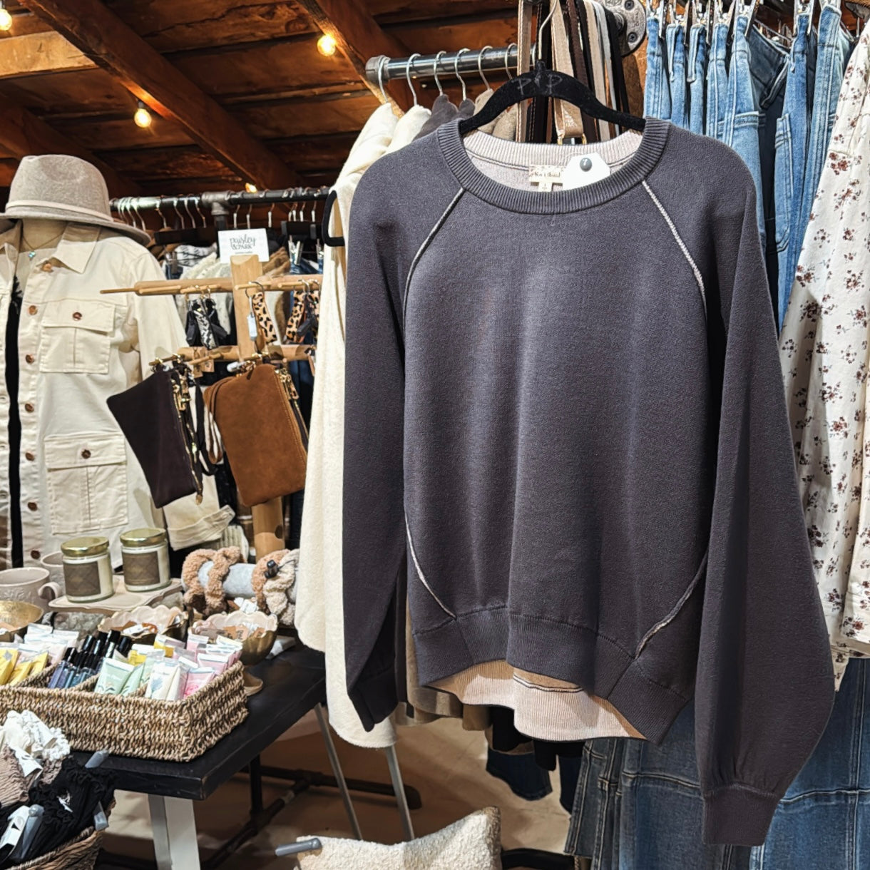 SeamDetail HL Sweater