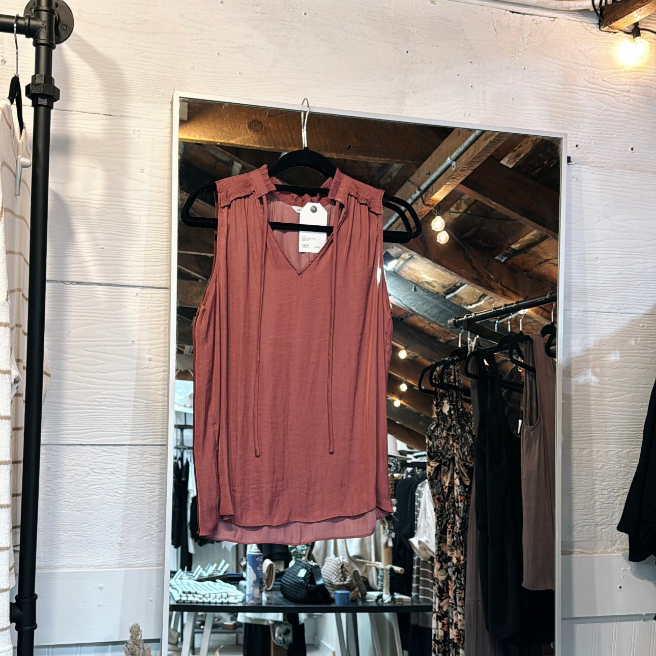 Smock Detail Tank
