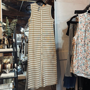 ButtonBack Striped Dress - Mocha