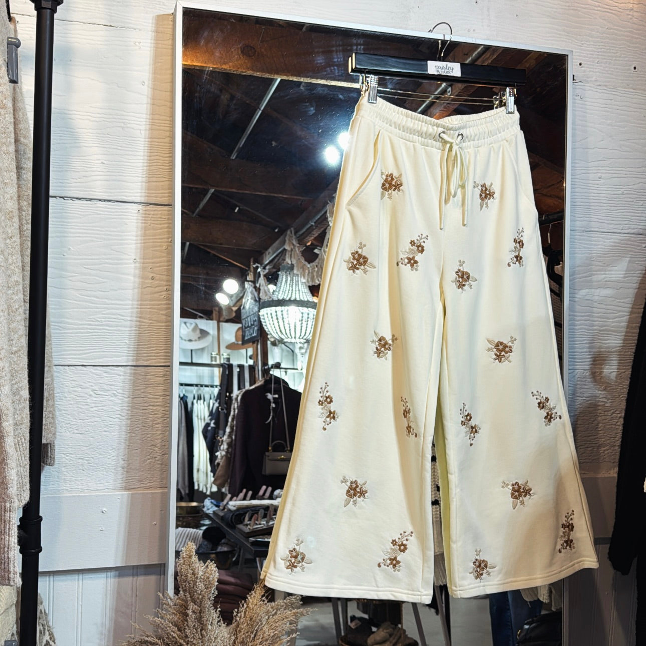 Floral Embroidered SweatPants